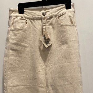 BRAND NEW Faherty Organic Cotton Denim Skirt, Size M